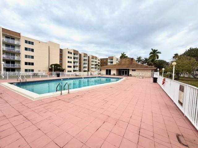 Building Photo - 6940 Miami Gardens Dr