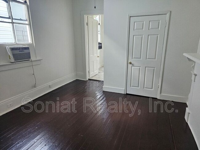 Building Photo - 3612 Palmyra St