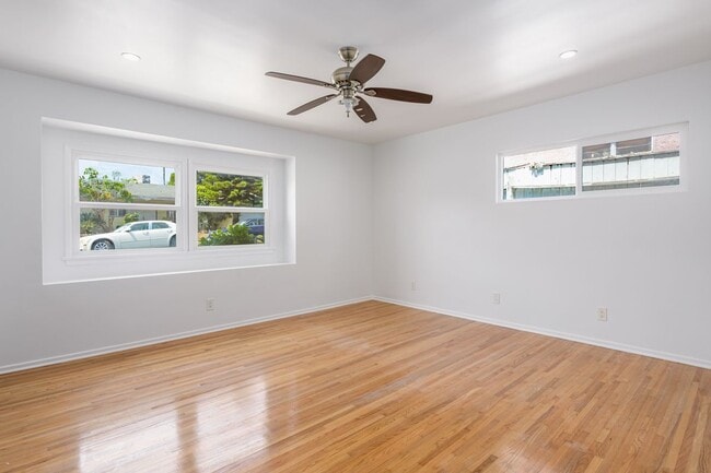 Building Photo - 4413 Don Felipe Dr
