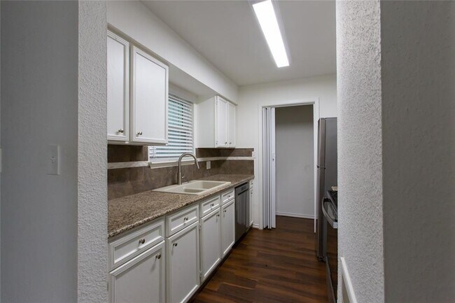 Building Photo - 17230 Imperial Valley Dr