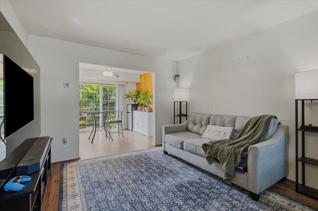 Building Photo - 899 Holborn Ct