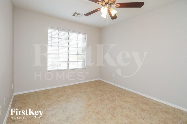 Building Photo - 6745 E Lush Vista View