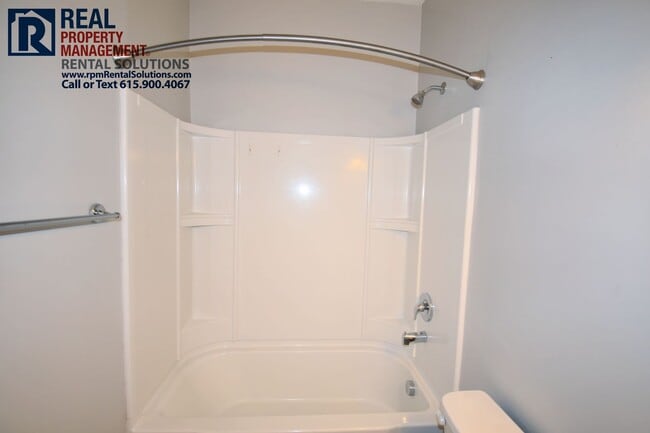 Building Photo - Wonderful 4BR/2.5BA for lease in Franklin, neighborhood pool and playground! Williamson County sc...