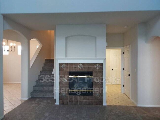 Building Photo - 1561 Pelican Lakes Point