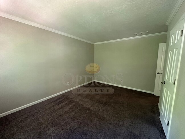 Building Photo - 2BR Townhouse in Roswell
