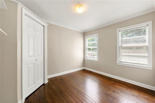 Building Photo - 780 Scott Cir