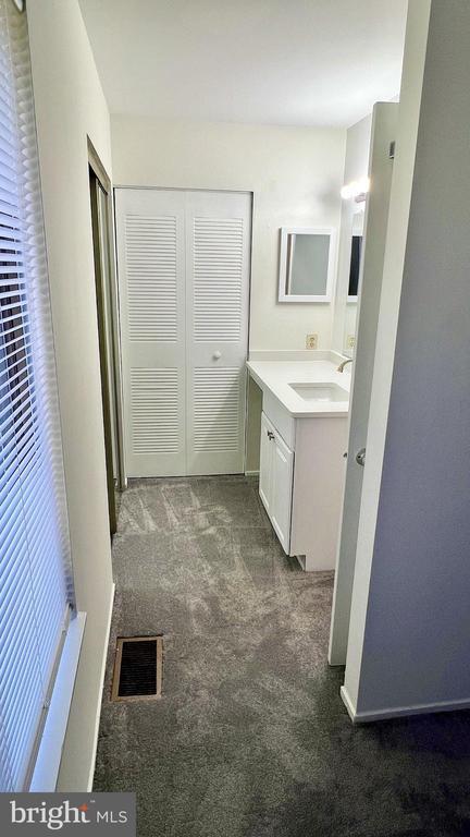 Building Photo - 10748 Wayridge Dr