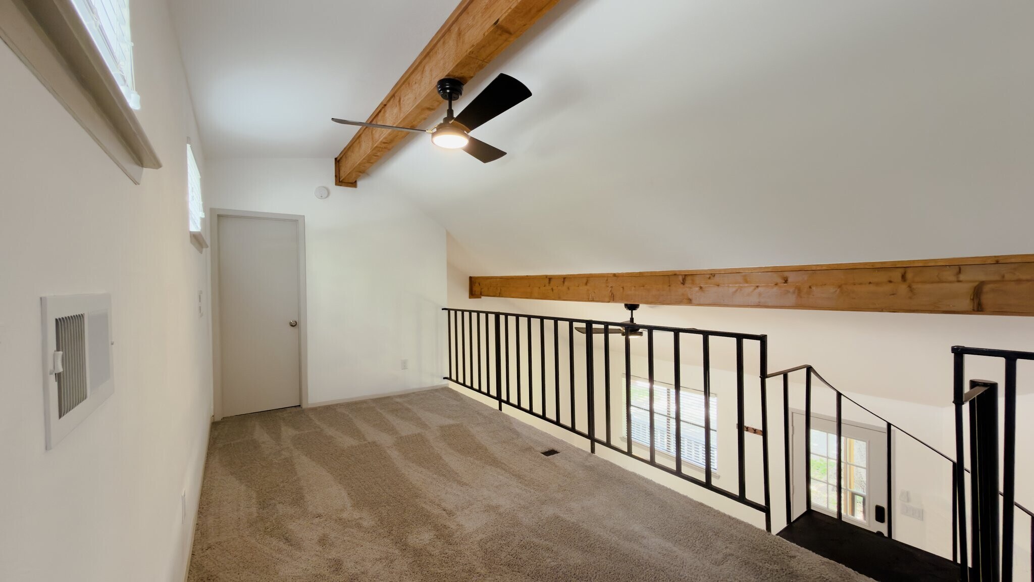 Building Photo - 7004 Oak Meadow Cir