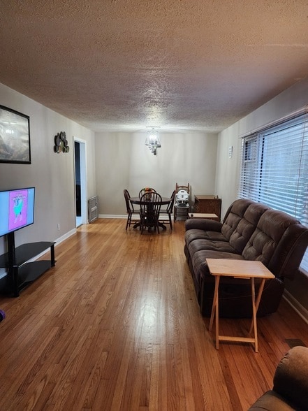 Building Photo - 910 Bragg Cir