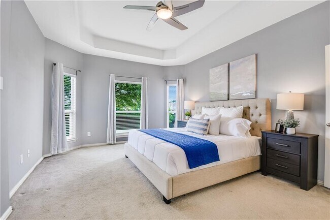 Building Photo - 1309 Bull Horn Loop