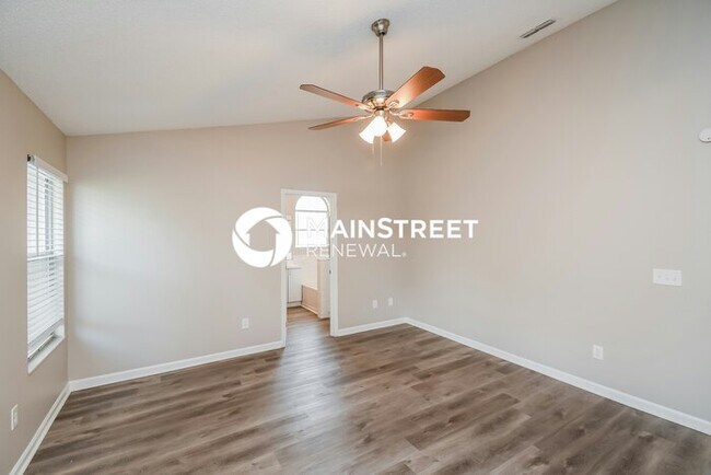 Building Photo - 3 Bedroom Pet-Friendly Home in JACKSONVILLE, FL with Main Street Renewal