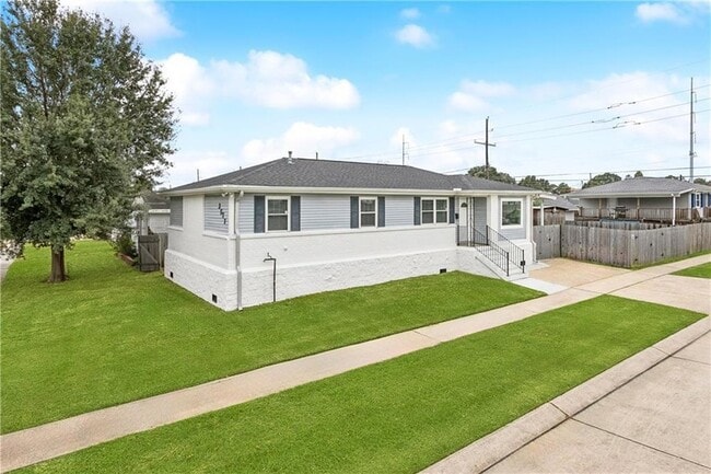 Building Photo - 3577 W Louisiana State Dr