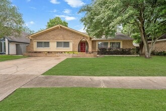 Building Photo - 15911 Mill Point Dr