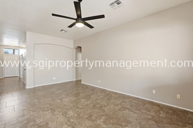 Building Photo - 13178 W Rimrock St