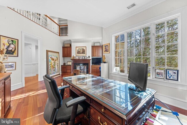Building Photo - 8541 Old Dominion Dr
