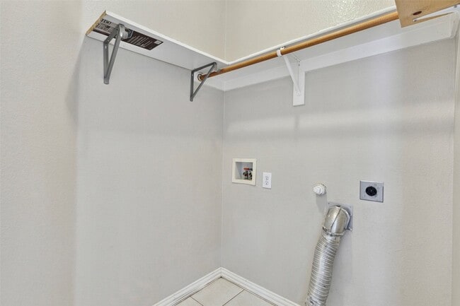 Building Photo - 1506 Mossy Glen Ct