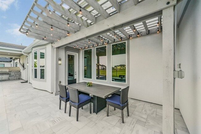 Building Photo - 2018 Grove Terrace Ln