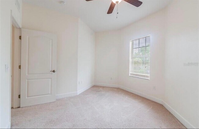 Building Photo - 131 S Arrawana Ave