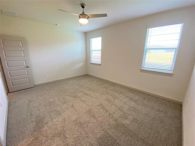 Building Photo - 2205 Sisterdale Ln