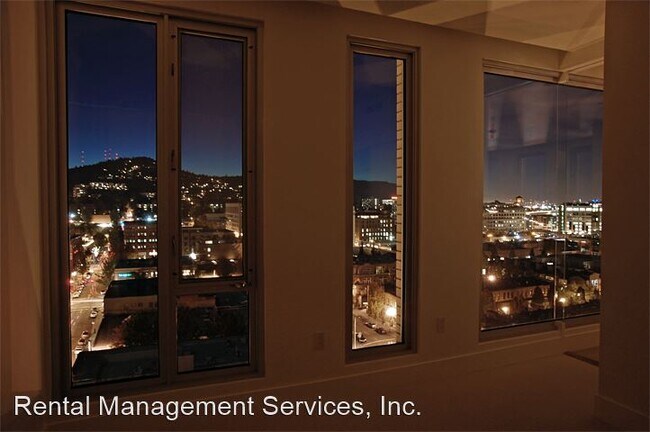 Building Photo - 2 br, 2 bath House - 937 NW Glisan #1230