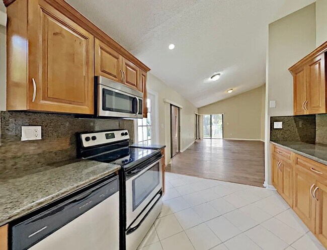 Building Photo - 260 SW 113th Terrace