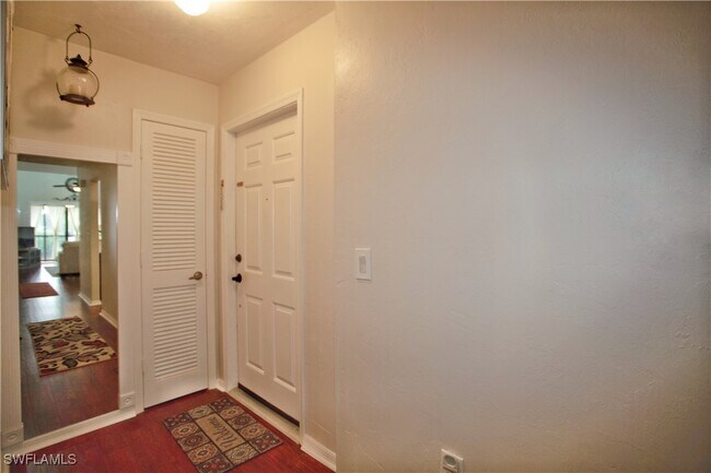 Primary Photo - 9871 Citadel Ln
