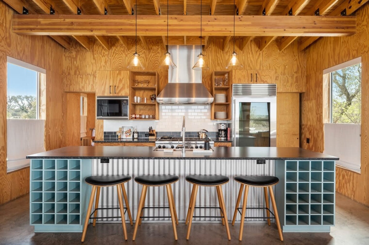 Building Photo - 12041-108 W Ranch Rd 152