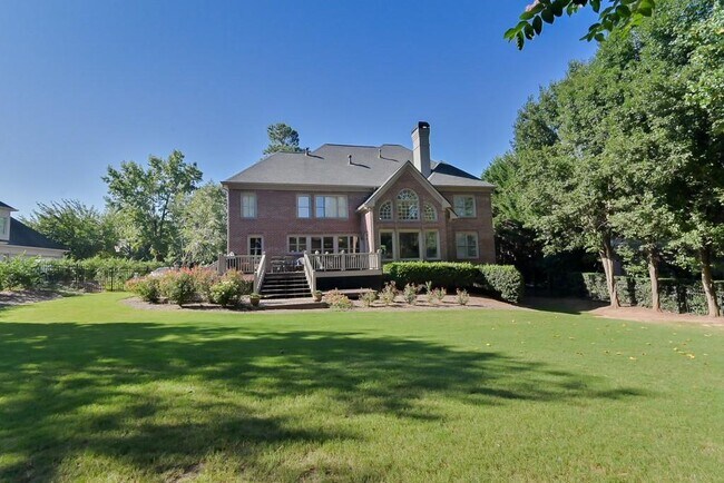 Building Photo - 3030 Sugarloaf Club Dr
