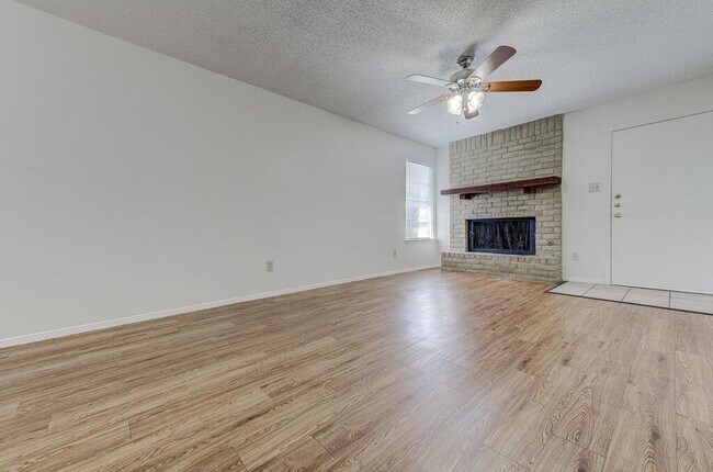 Building Photo - 7111 Dan-Jean Dr