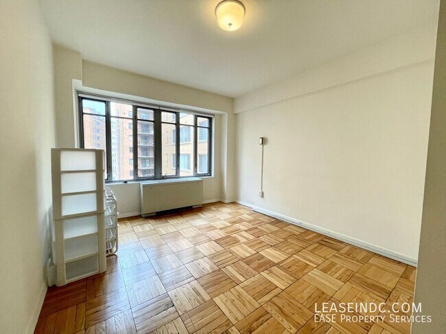 Building Photo - 1711 Massachusetts Ave NW