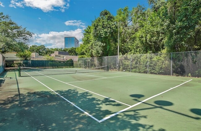 Building Photo - 15607 Memorial Dr