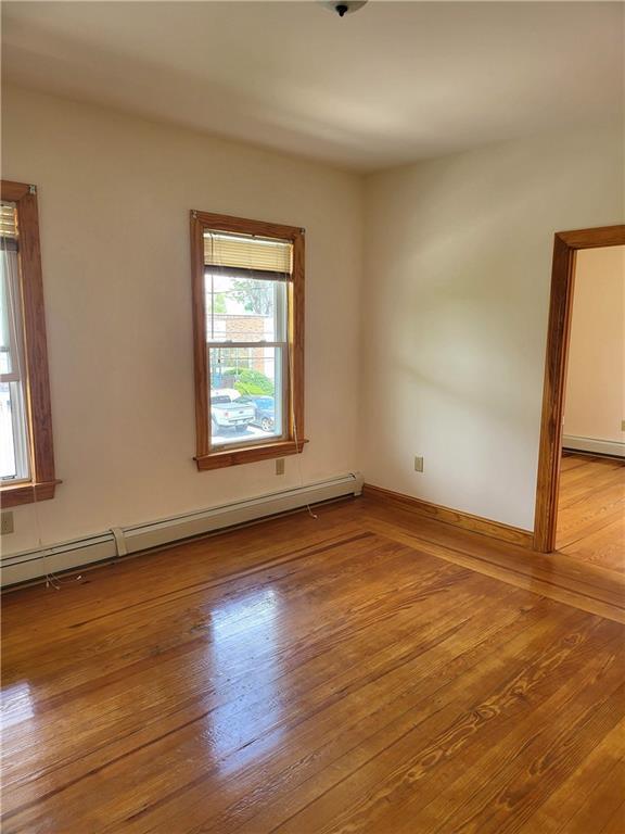 Building Photo - 511 Pond St