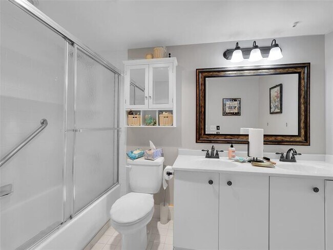 Building Photo - 3405 Bimini Ln