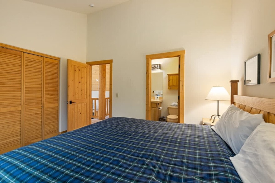 Building Photo - 929 American Way