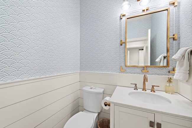 Building Photo - Vacation Rental on Balboa Peninsula