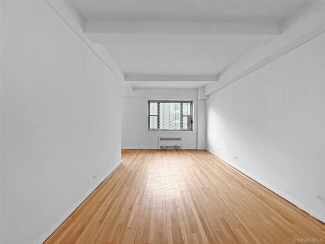 Building Photo - 3616 Henry Hudson Pkwy