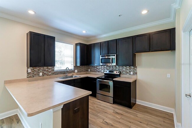 Building Photo - 718 Terrace Spring Dr