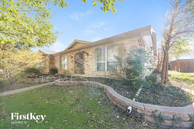 Building Photo - 2912 Yorktown Rd