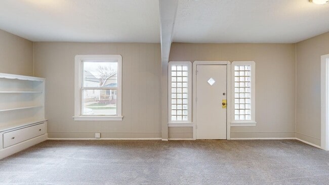 Building Photo - Brooklyn Centre Area - 3 Bedroom - Single ...