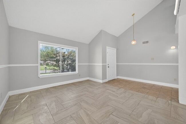 Building Photo - 7711 Del Glen Ln