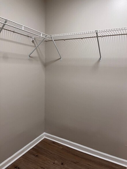 Primary Bedroom Walk-In Closet - 3572 Devon Chase Rd