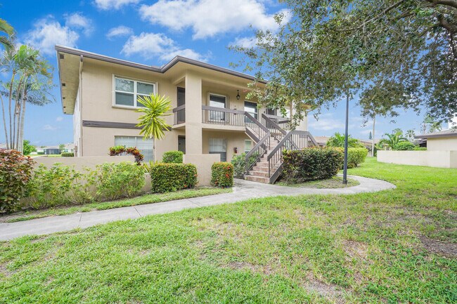 Building Photo - 13719 Via Aurora