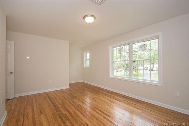 Building Photo - 175 Saybrook Rd