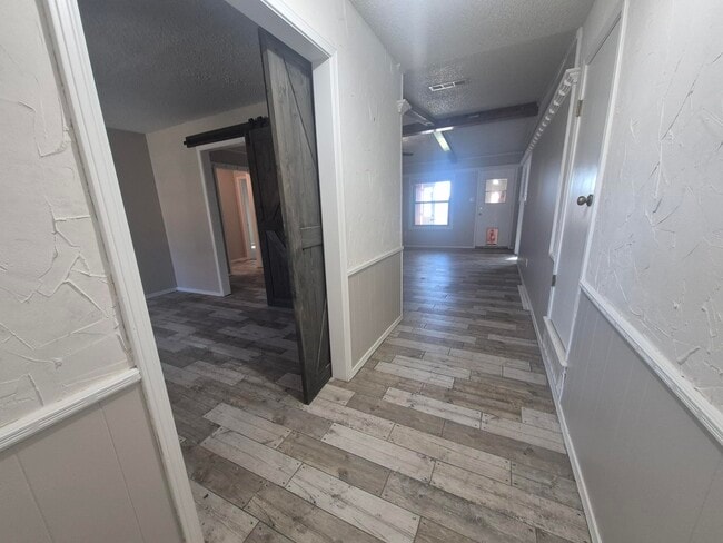 Building Photo - 3211 94th St