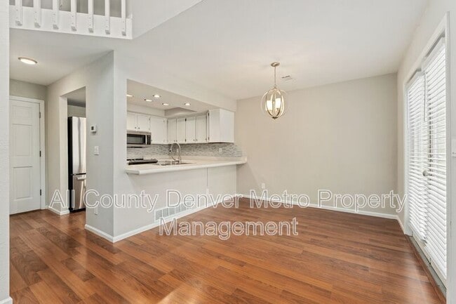 Building Photo - 8787 Allison Dr