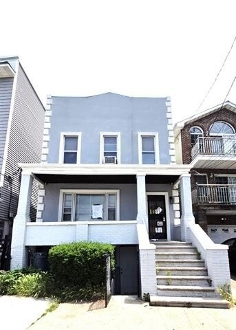 Building Photo - 42 Bryant Ave