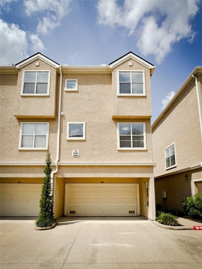 Building Photo - 12707 Boheme Dr