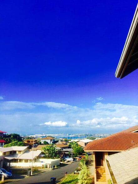 Building Photo - 99-576 Hoio St