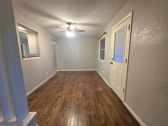 Building Photo - 3701 NW 59th St