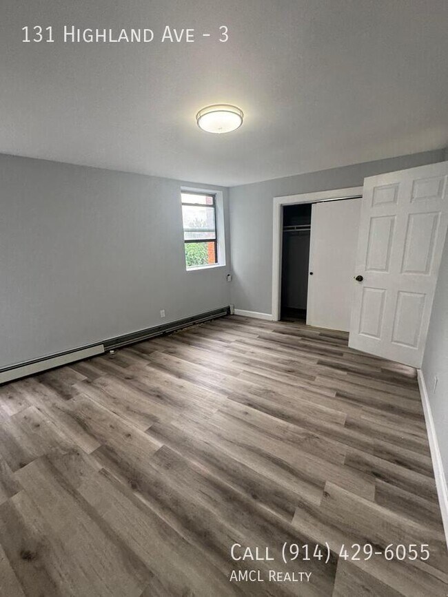 Building Photo - 131 Highland Ave